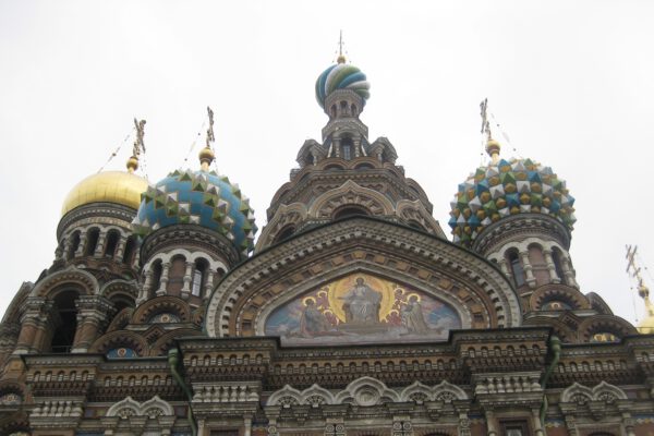 Sehenswürdigkeiten St. Petersburg – Tagestour in der Zarenstadt