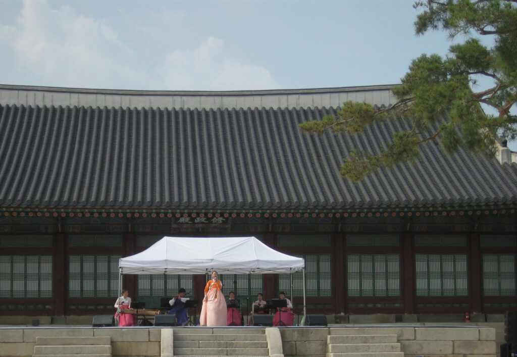 Traditionelle Musik im Gyeongbokgung- Palast