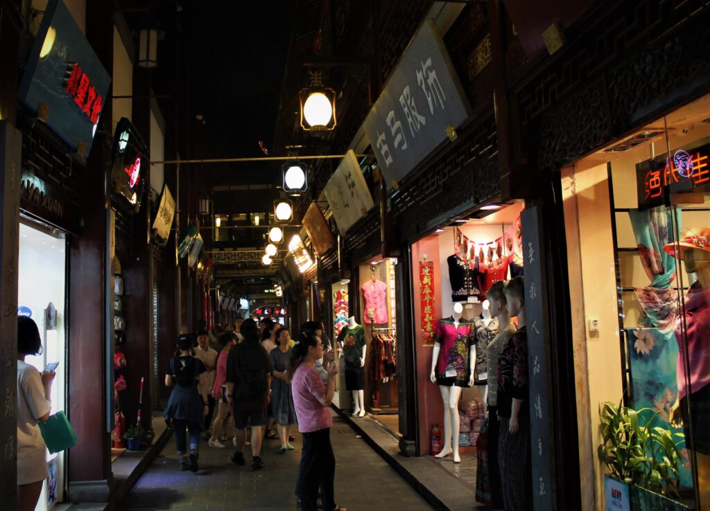 Yuyuan Bazaar Shanghai bei Nacht