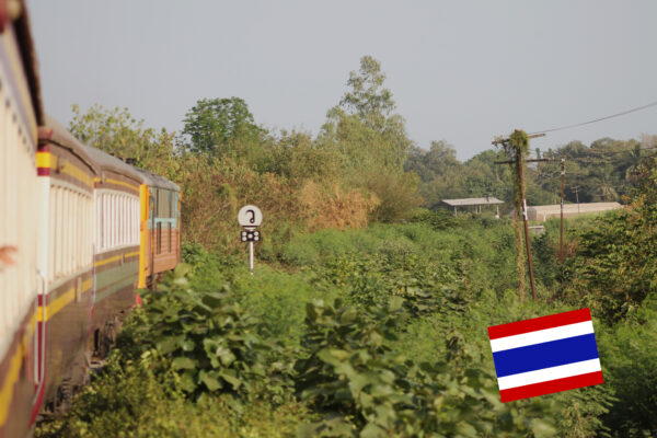 Death Railway und Hellfire Pass | Mit der Todeseisenbahn von Nam Tok nach Kanchanaburi