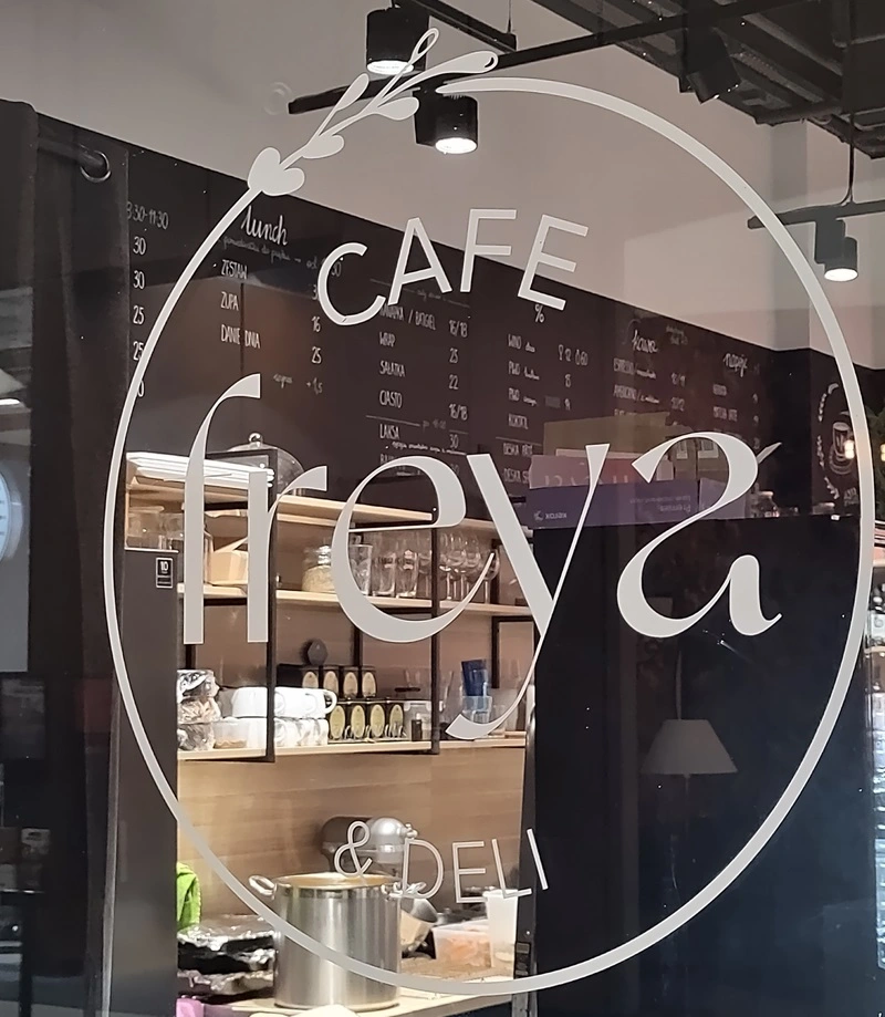 "Cafe Freya" auf dem Campus Koneser in Praga