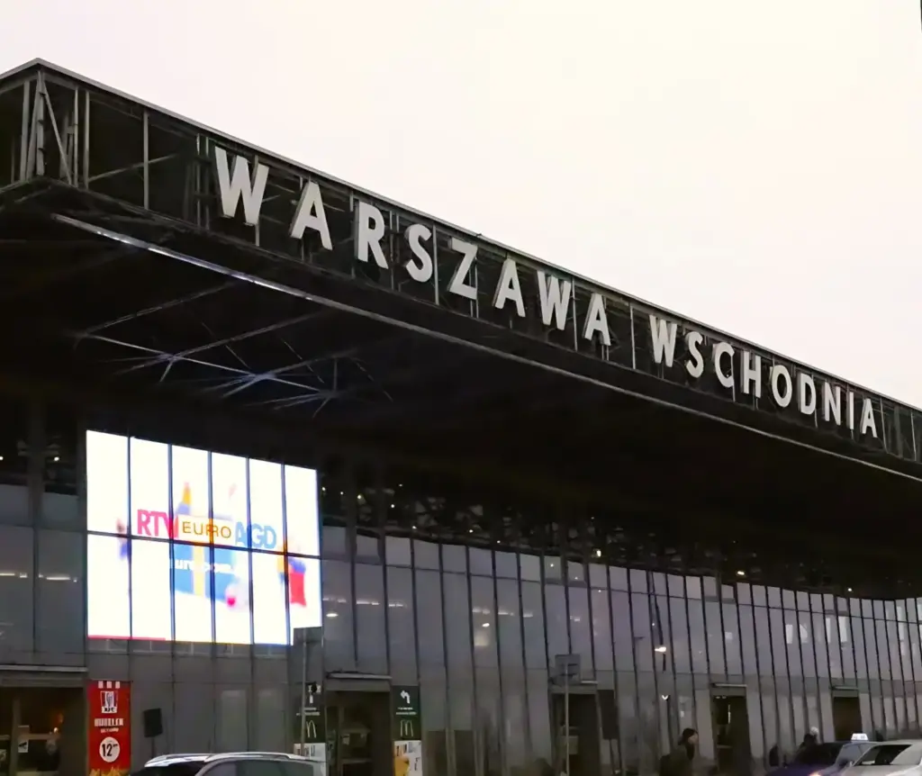 48 Warszawa Wschodnia East Rail Stories